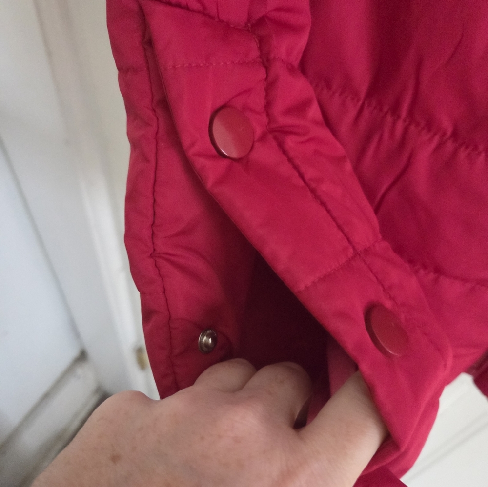 Red Weatherproof Vest - Picture 8 of 12